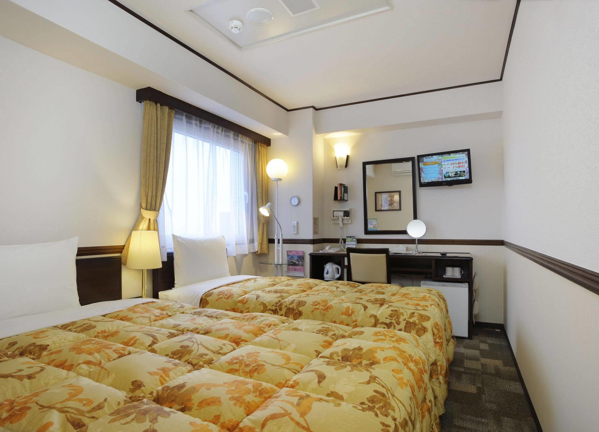 Toyoko Inn Okayama-Eki Nishiguchi Hiroba Luaran gambar